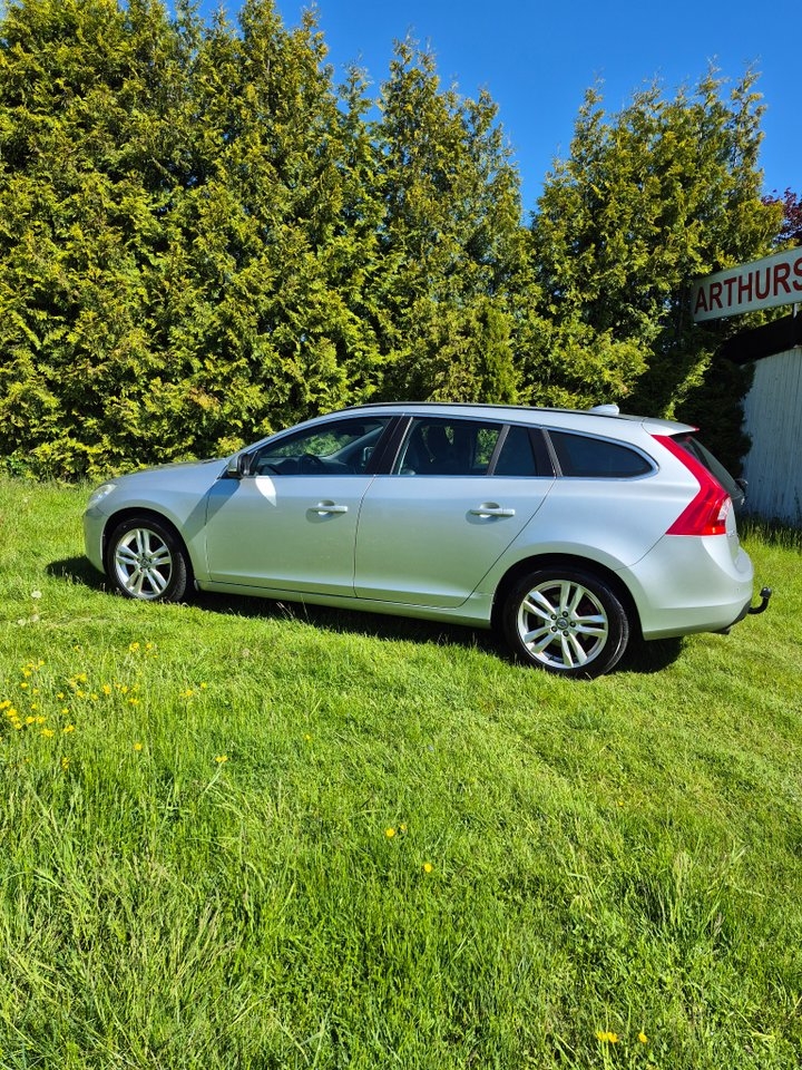 Volvo V60 2013, kuva 2/9