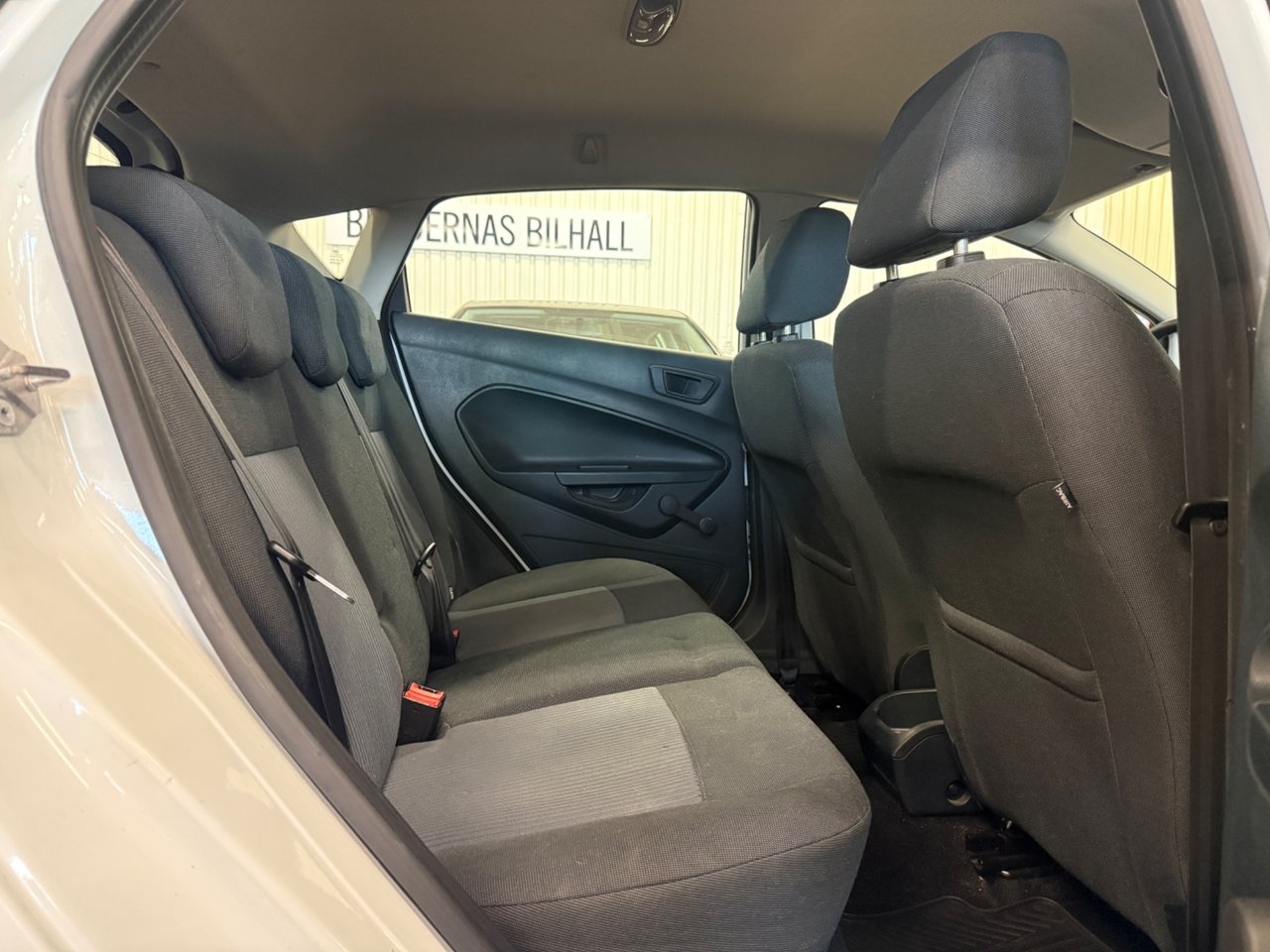 Ford Fiesta 2013, bild 4/9