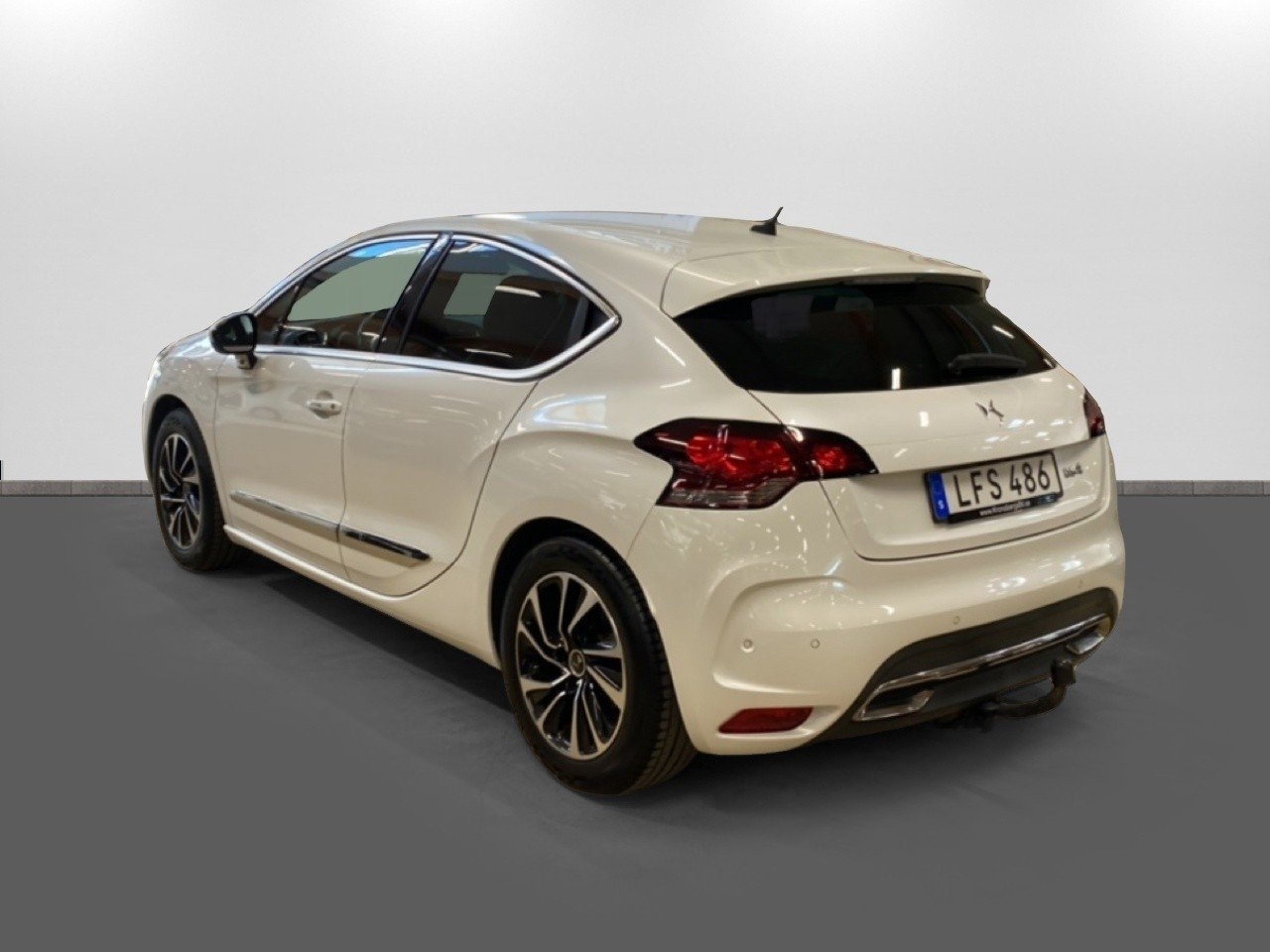DS 4 1.6 THP EAT Euro 6 2015, photo 6/9