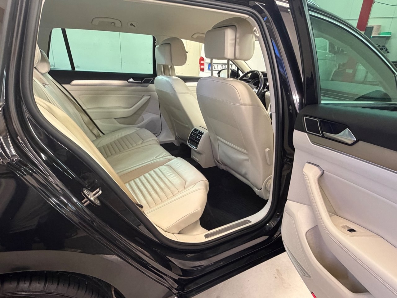 Volkswagen Passat 2016, bild 7/24