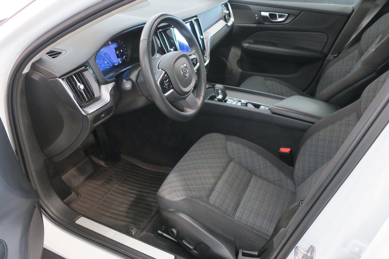Volvo V60 Cross Country 2023, kuva 5/10