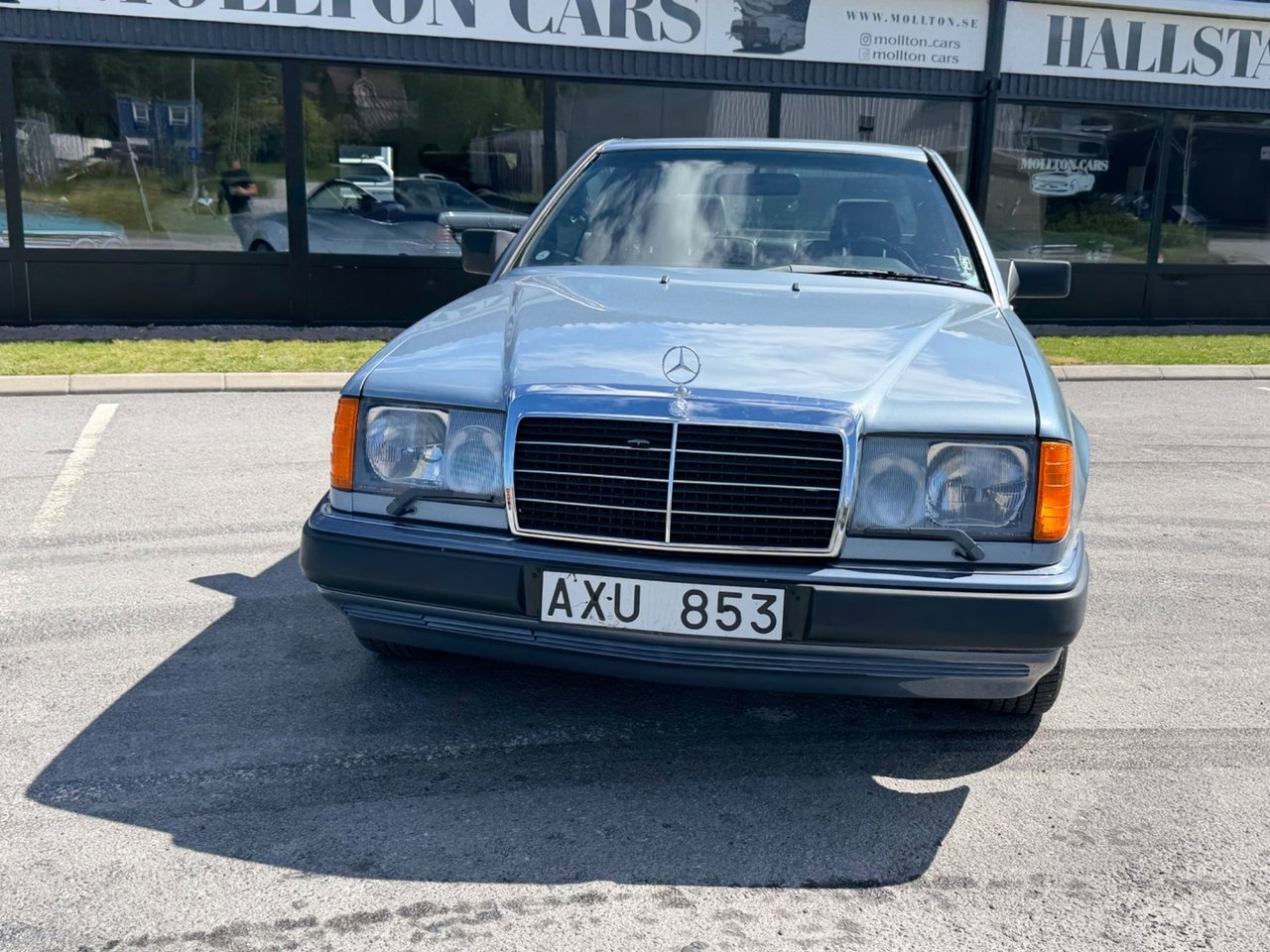 Mercedes-Benz 230 1989, kuva 2/10