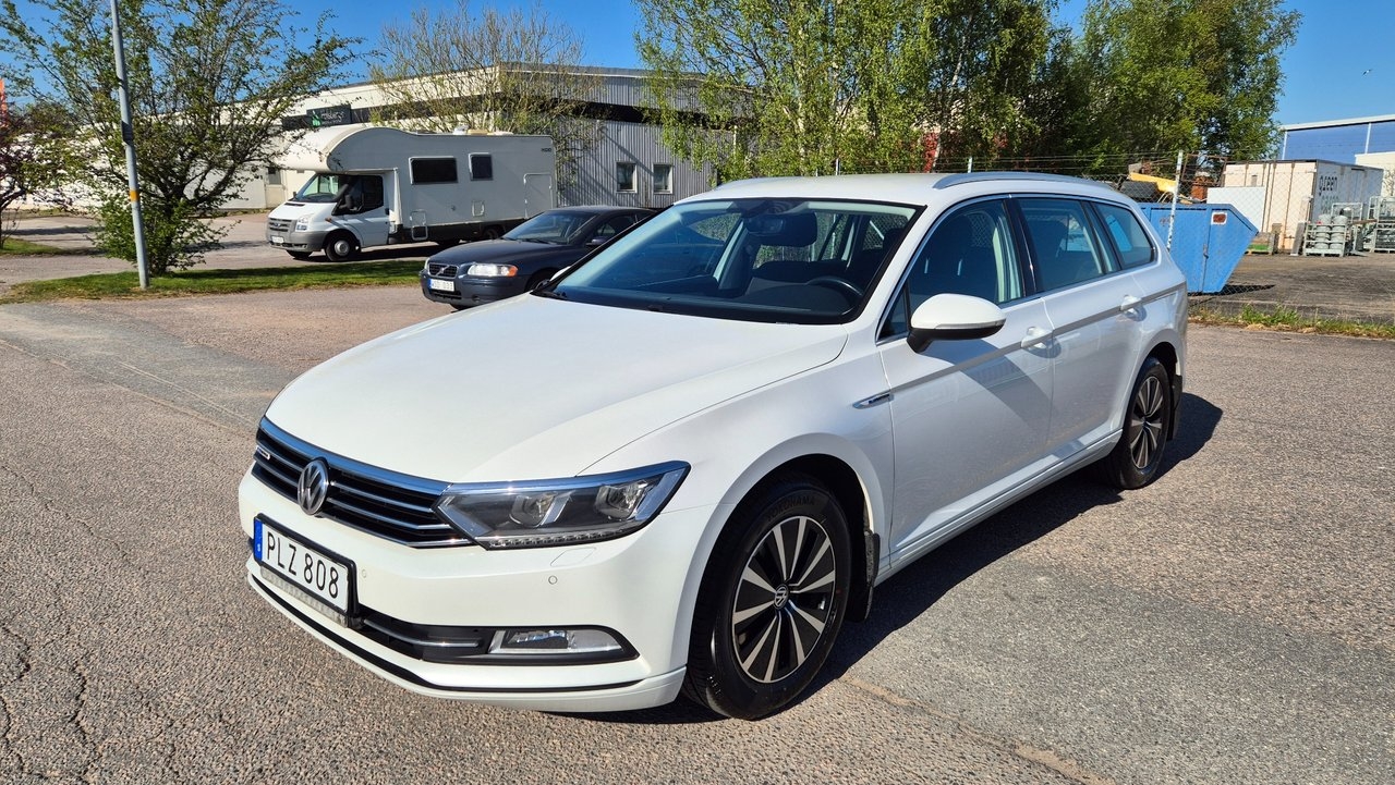 Volkswagen Passat 2018, bild 7/10
