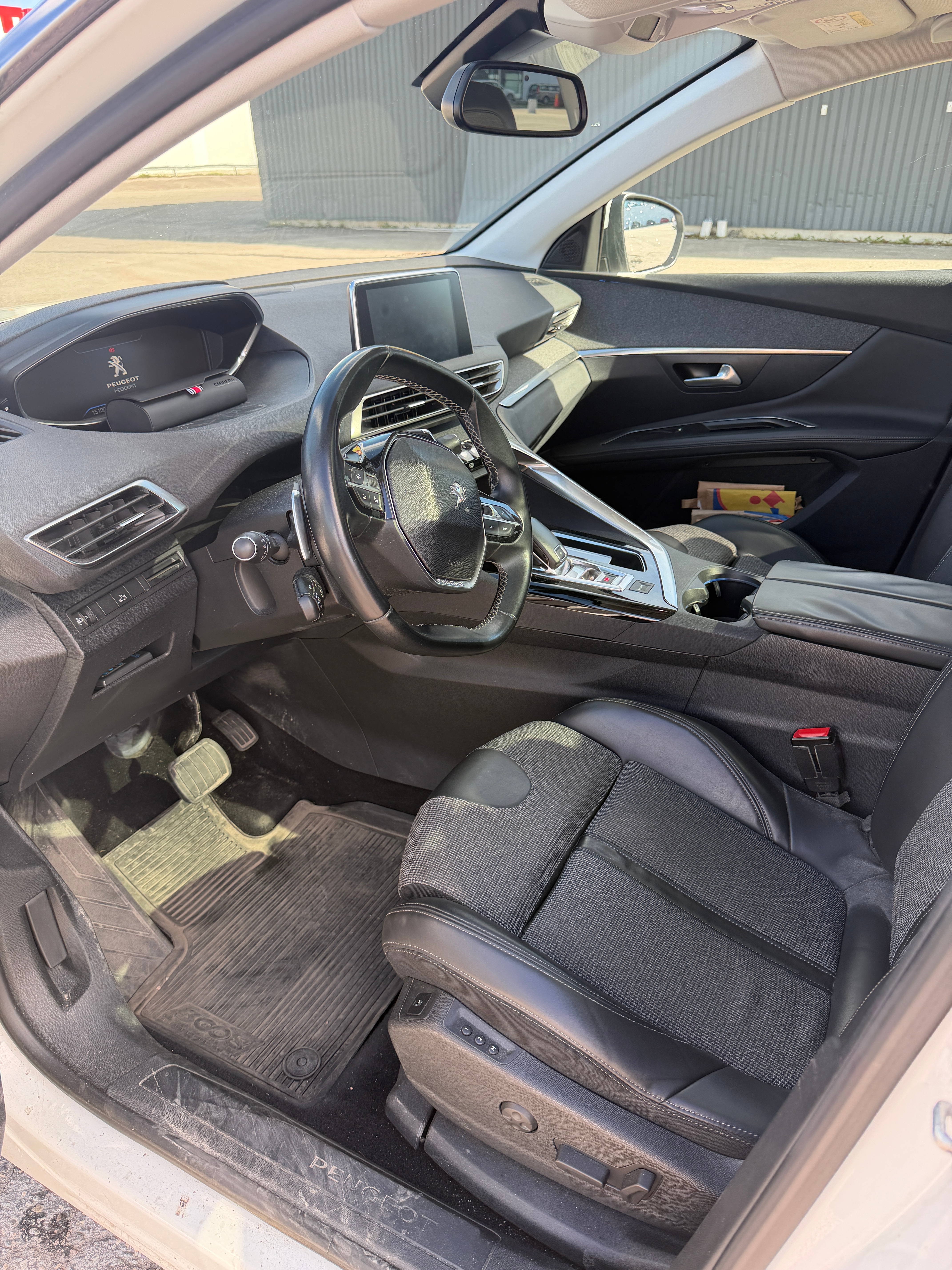 Peugeot 3008 1.6 THP 165 EAT 2018, bild 4/9