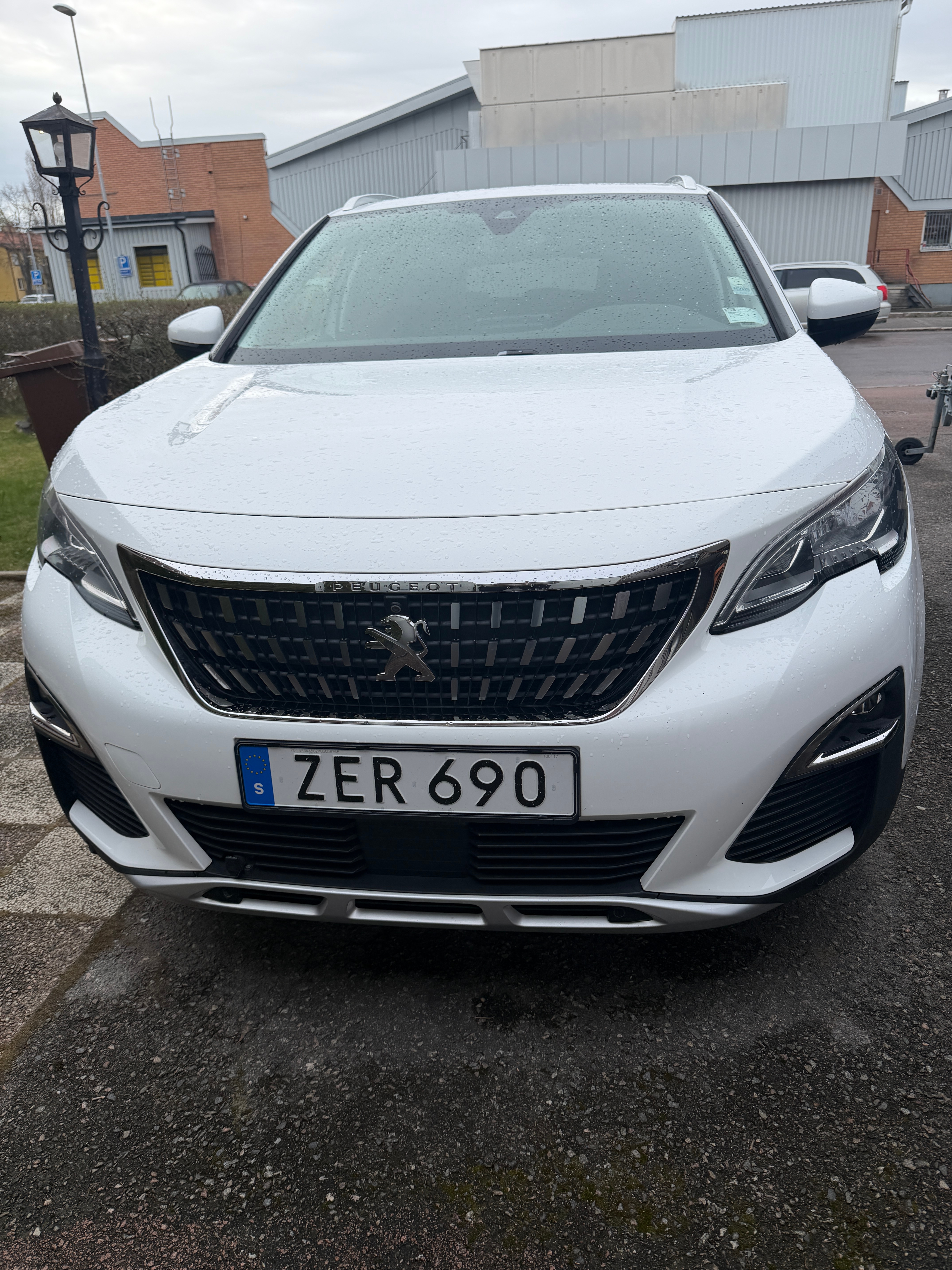 Peugeot 3008 1.6 THP 165 EAT 2018, bild 7/9