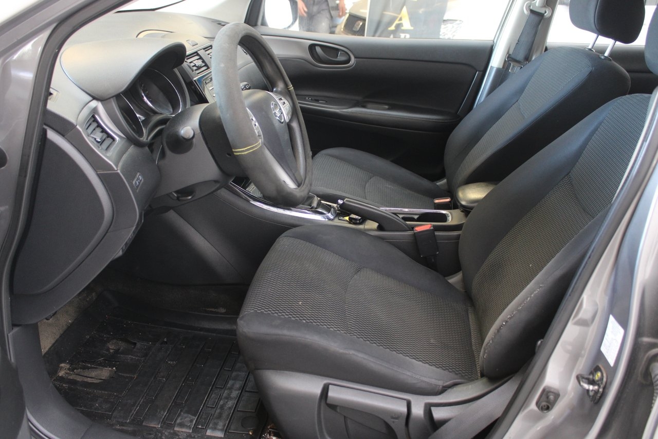 Nissan Pulsar 2015, bild 6/12
