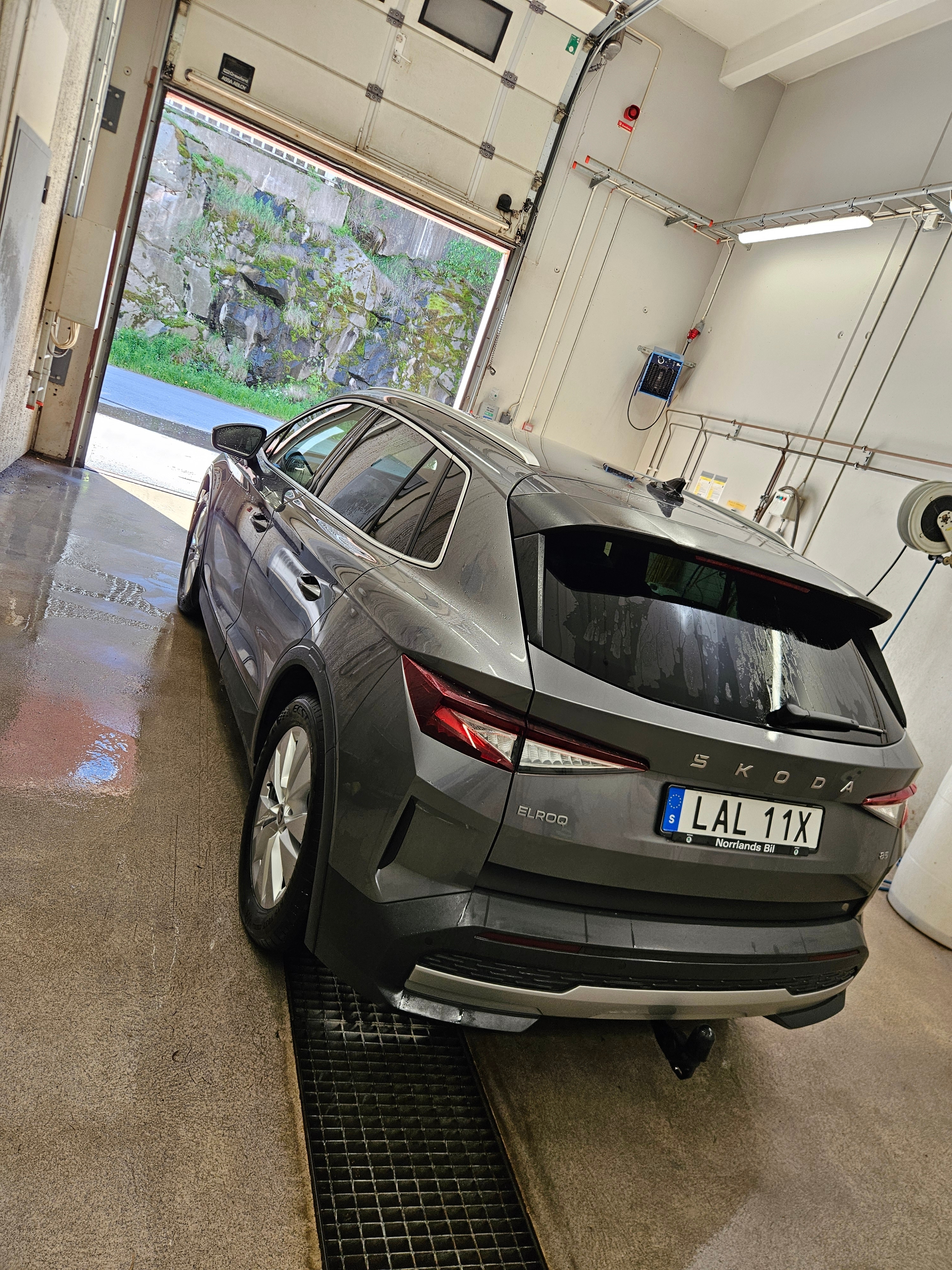 Skoda Elroq 85 2025, bild 2/7