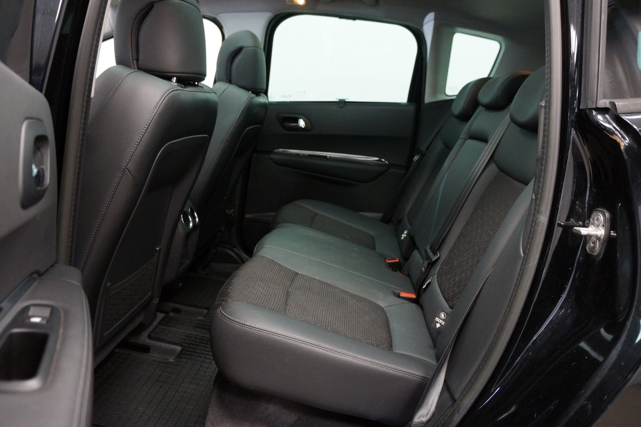 Peugeot 3008 1.6 e-HDi EGS ALLURE 2013, bild 7/10