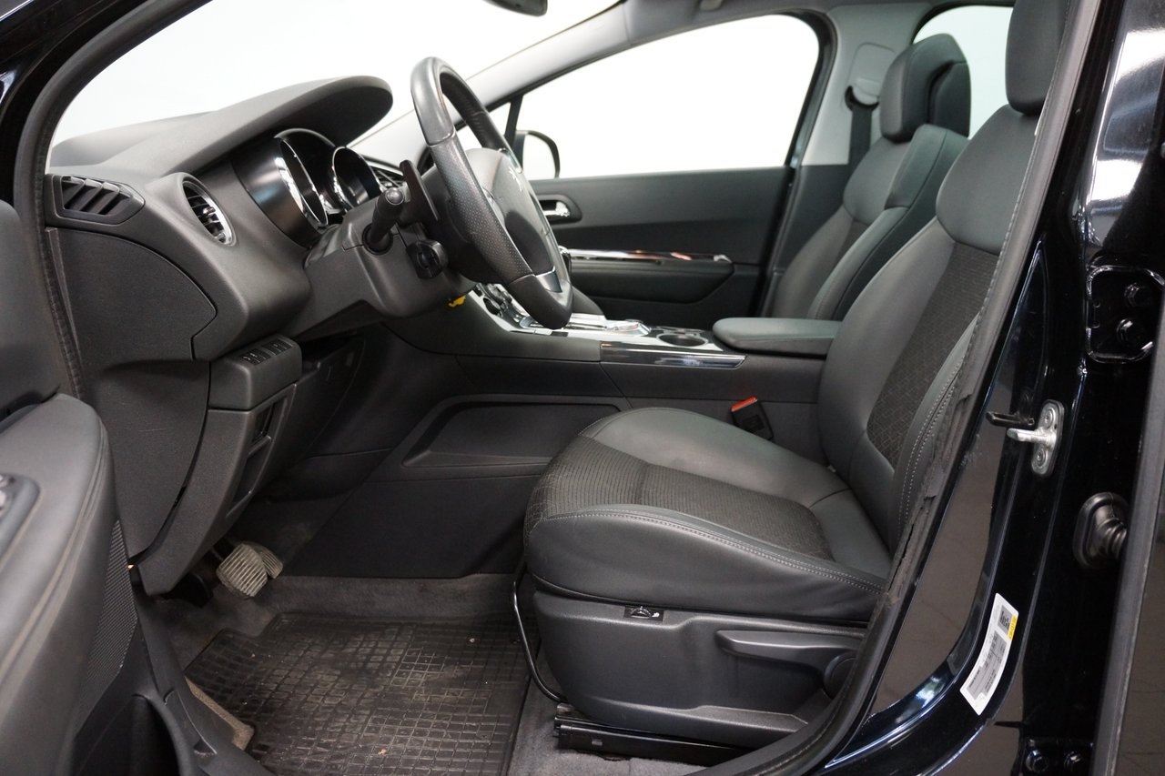 Peugeot 3008 1.6 e-HDi EGS ALLURE 2013, bild 6/10