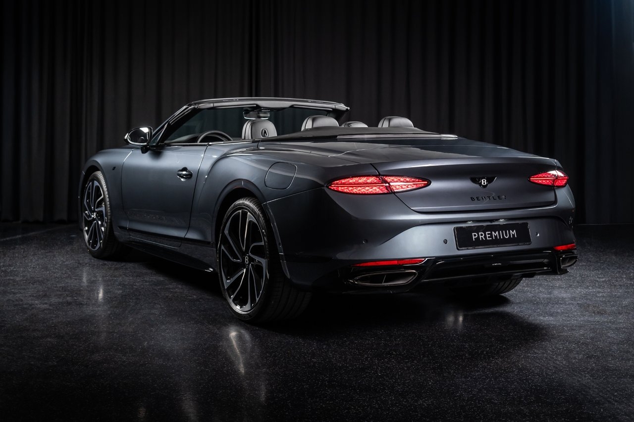Bentley Continental GTC 4.0 V8 S 2026, photo 4/10
