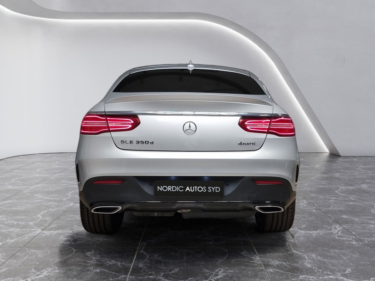 Mercedes-Benz GLE 2017, kuva 5/24