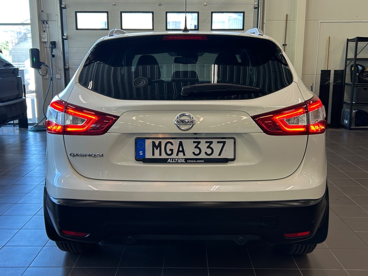 Nissan Qashqai 1.6 DCI Tekna AUT 2016, bild 6/30