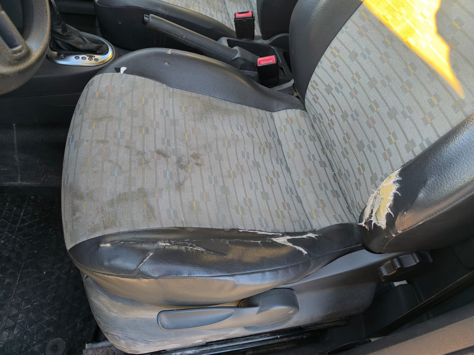 Volkswagen Caddy 2012, bild 4/9