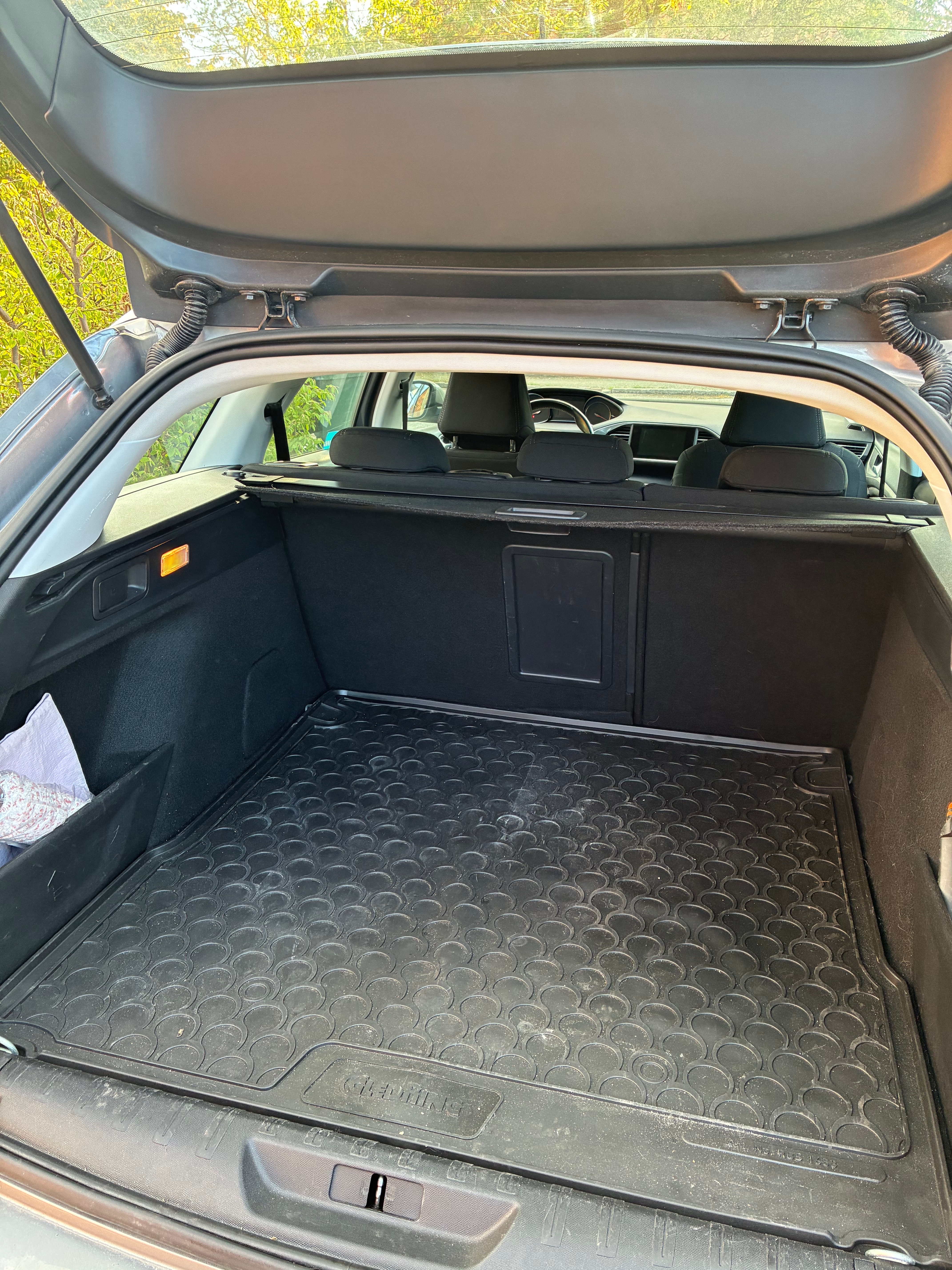Peugeot 308 2017, kuva 4/7