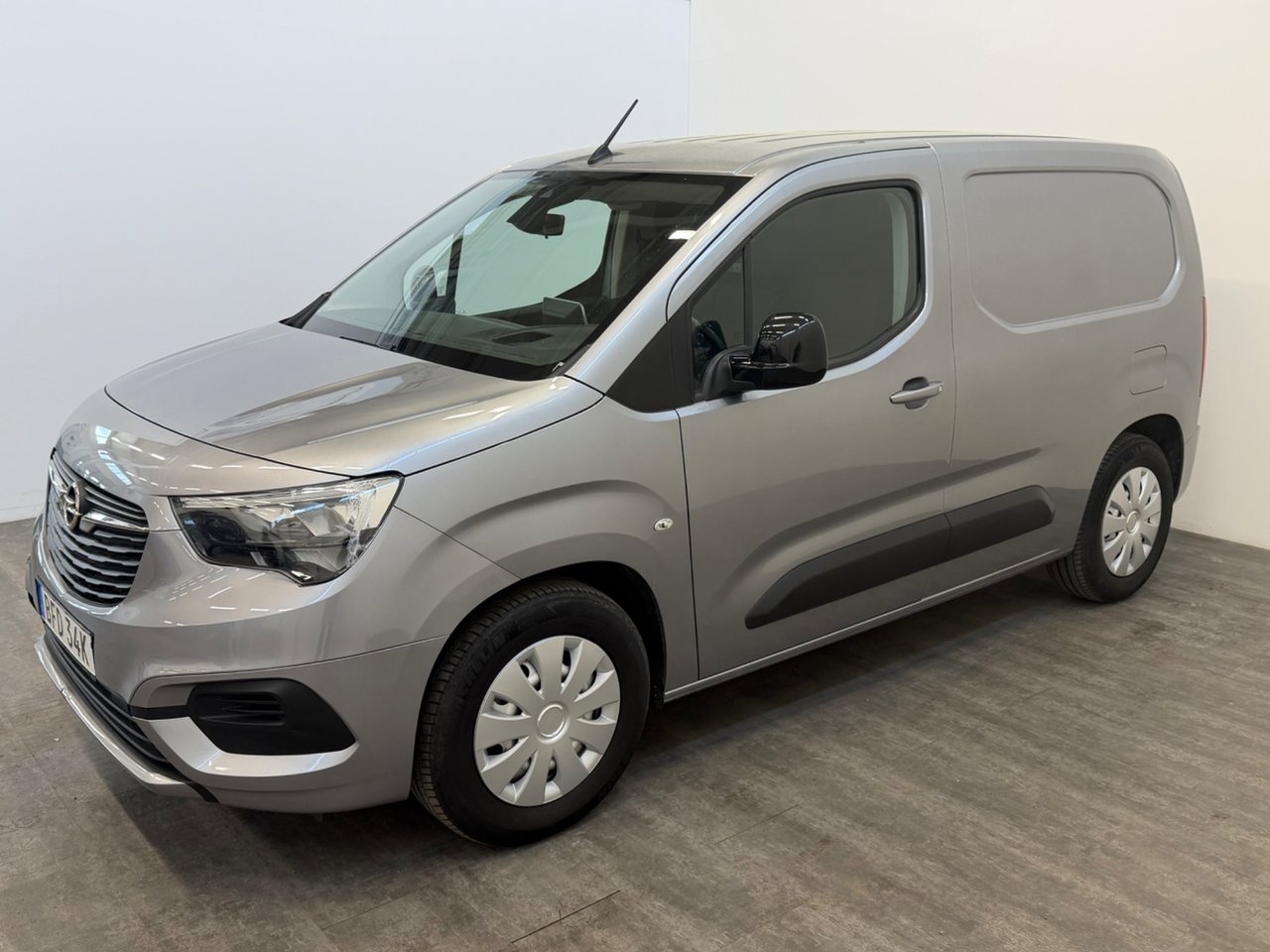 Opel Combo-e e Cargo 50 kWh CCS P-värm 2021, bild 3/13