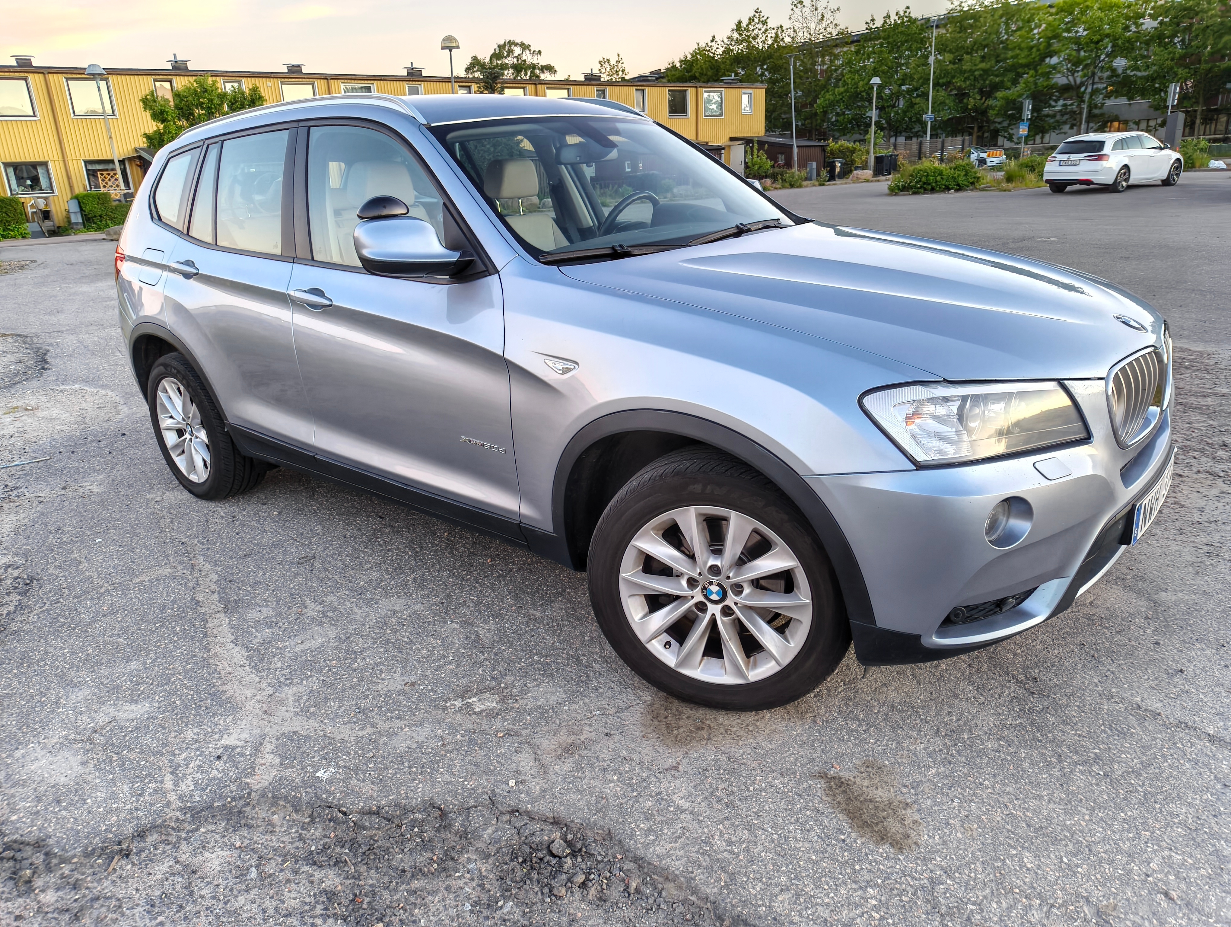 BMW X3 xDrive30d Steptronic 2013, kuva 3/10
