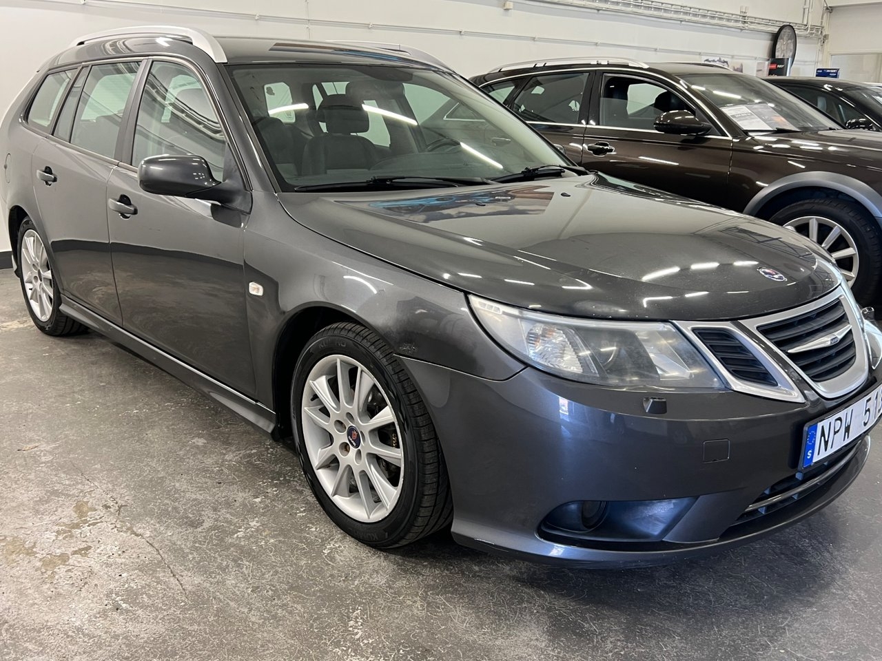 Saab 9-3 SportCombi 1.8t BioPower Vector 2009, bild 2/11
