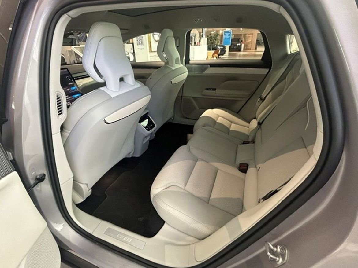 Volvo ES90 2026, bild 7/10