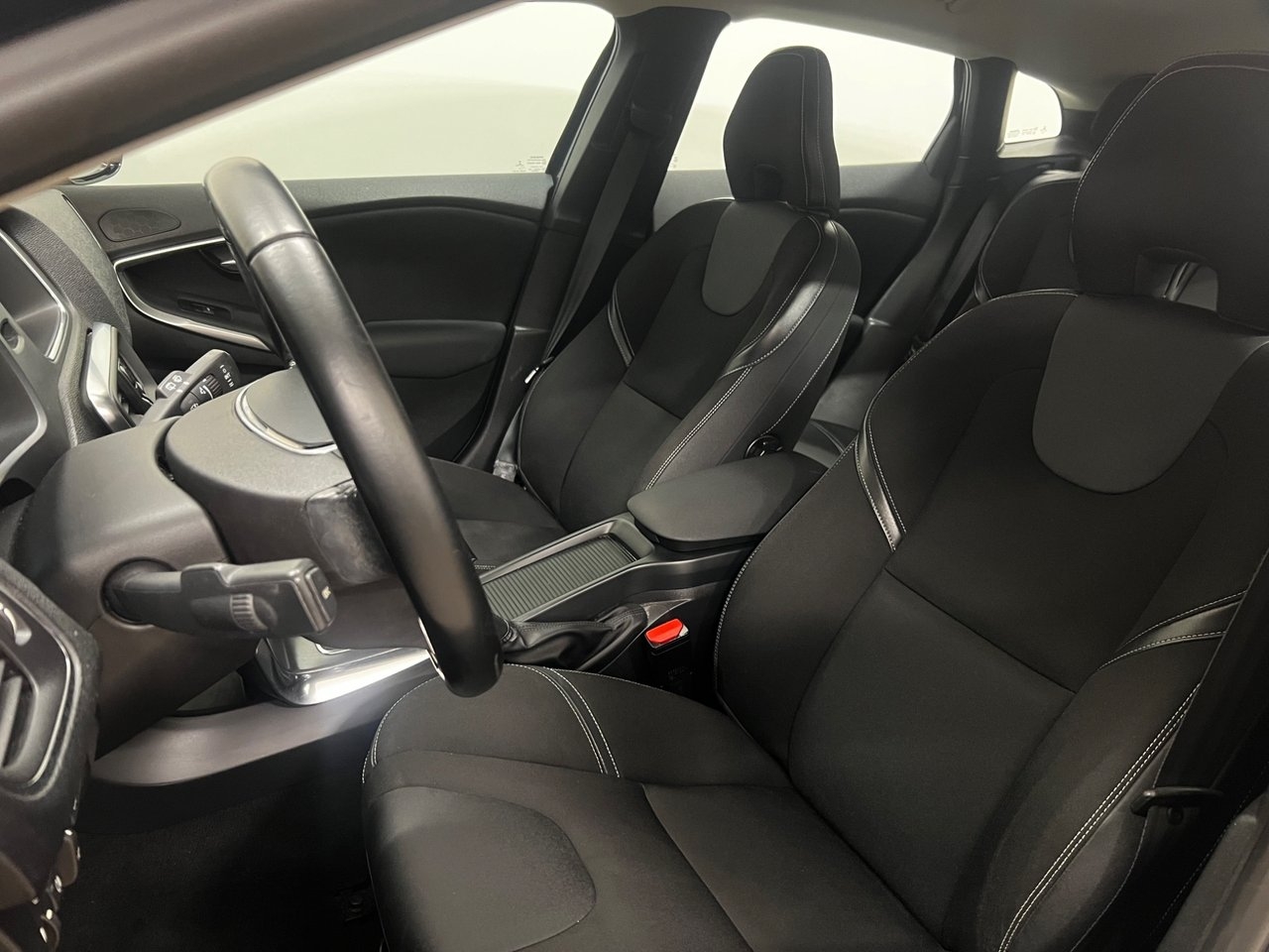 Volvo V40 D2 Momentum 2015, bild 7/10