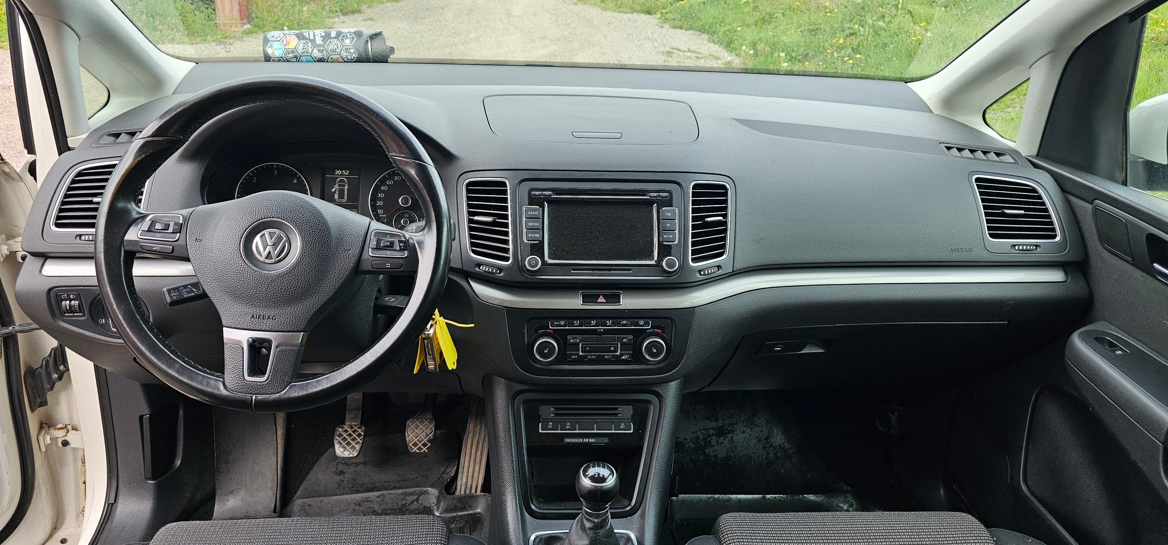 Volkswagen Sharan 2011, bild 5/10