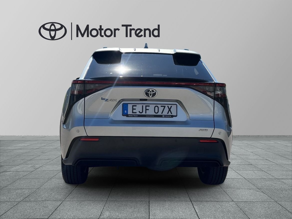 Toyota bZ4X AWD STYLE 2023, bild 5/10
