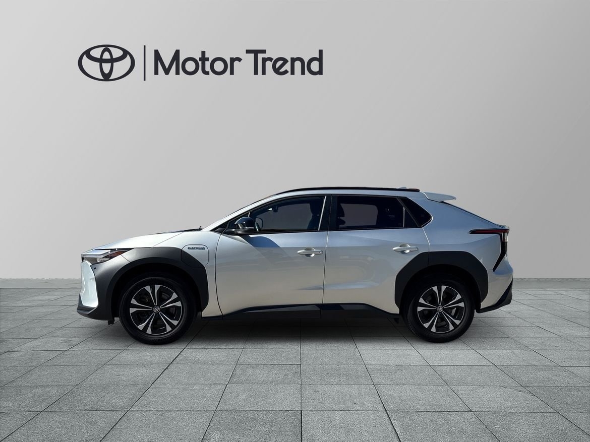 Toyota bZ4X AWD STYLE 2023, bild 4/10