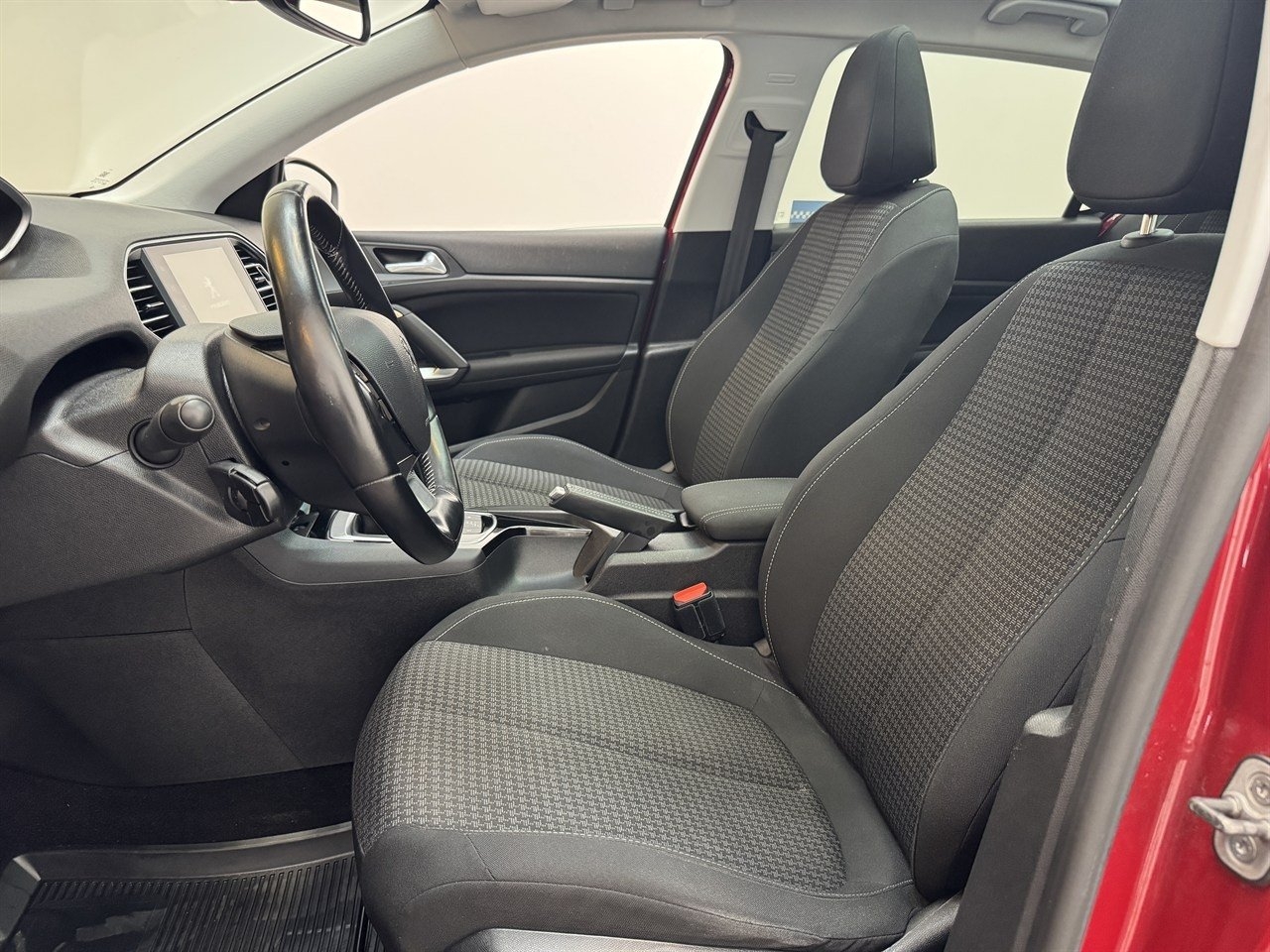 Peugeot 308 2017, bild 7/10