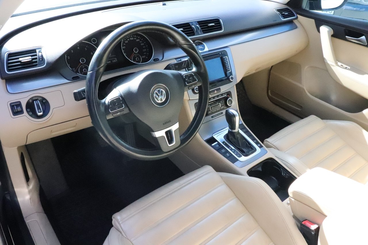 Volkswagen Passat Variant 2.0 TSI GT 2012, bild 6/10