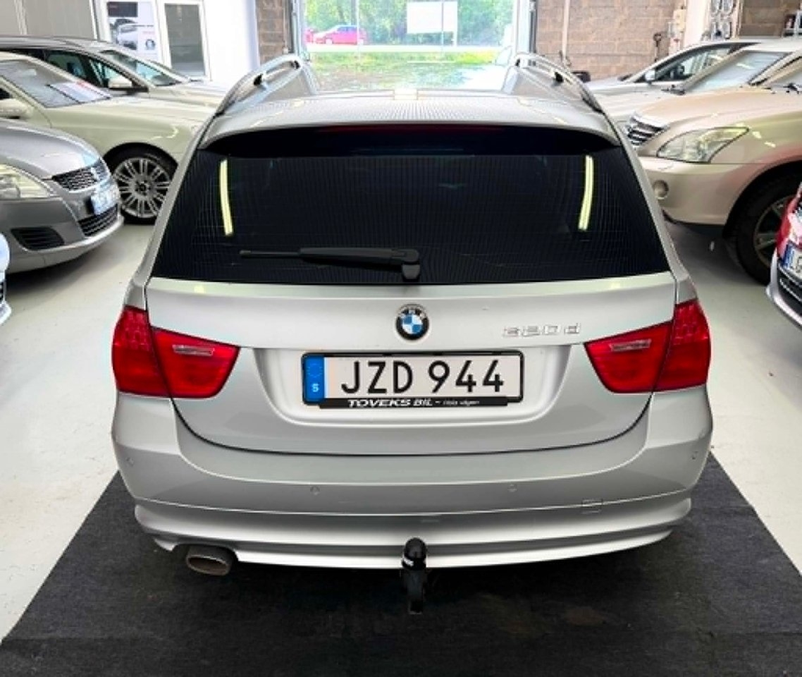 BMW 320 2010, bild 6/10