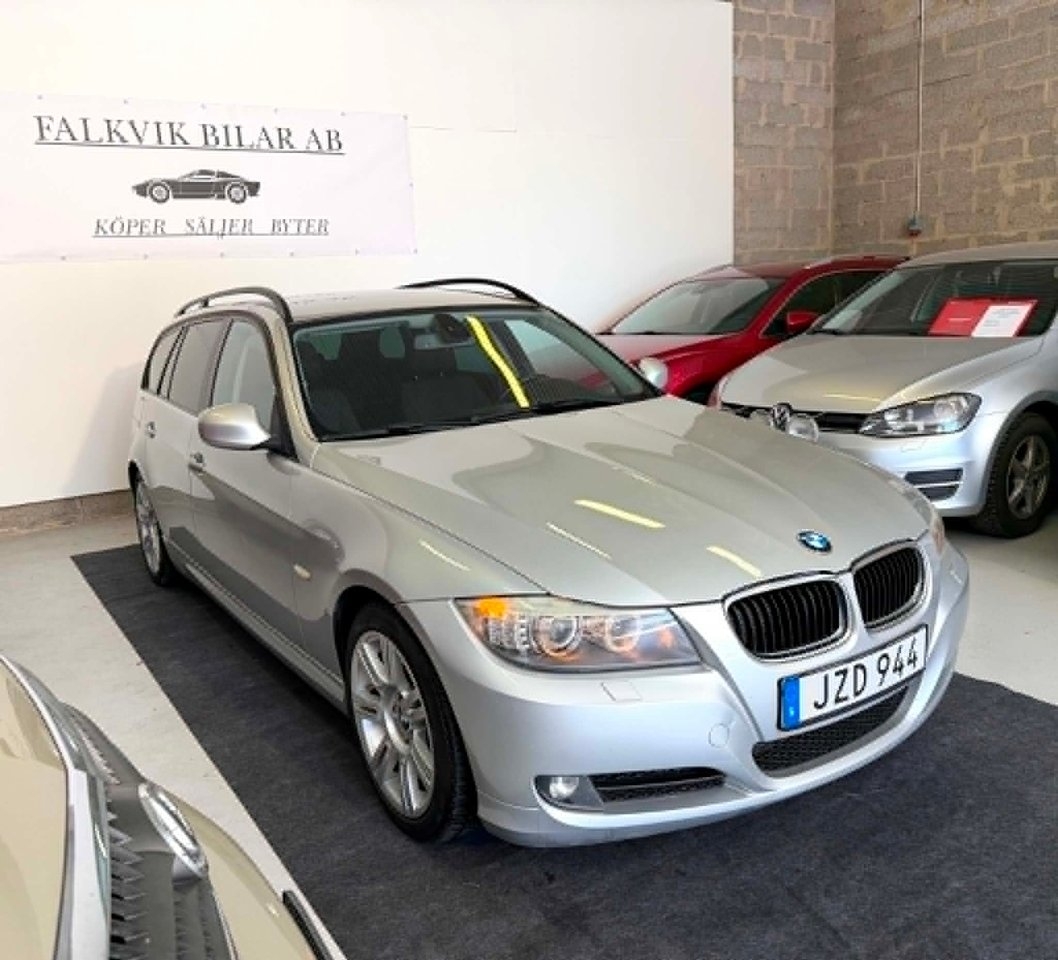BMW 320 2010, bild 2/10