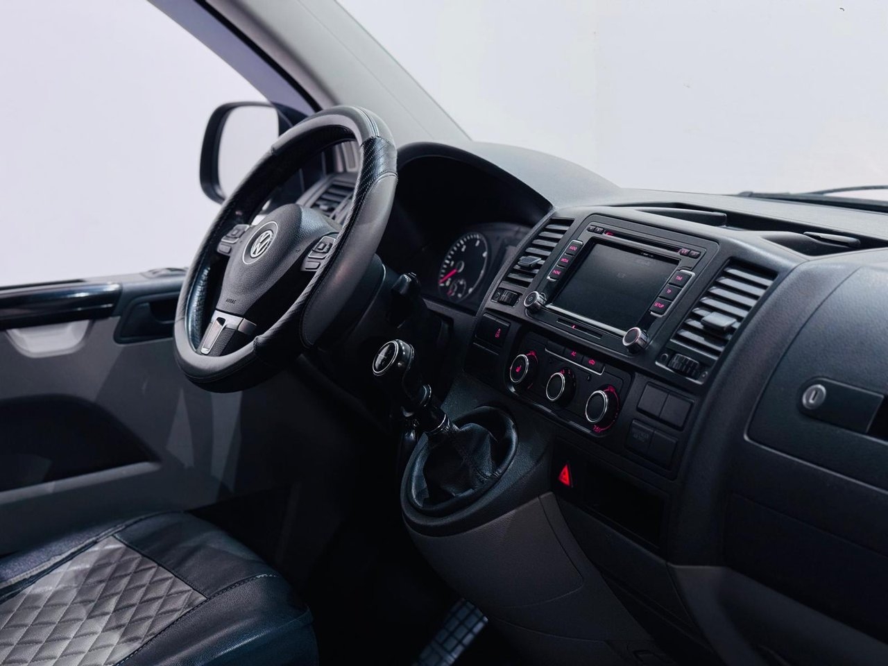 Volkswagen Transporter 2012, bild 3/17