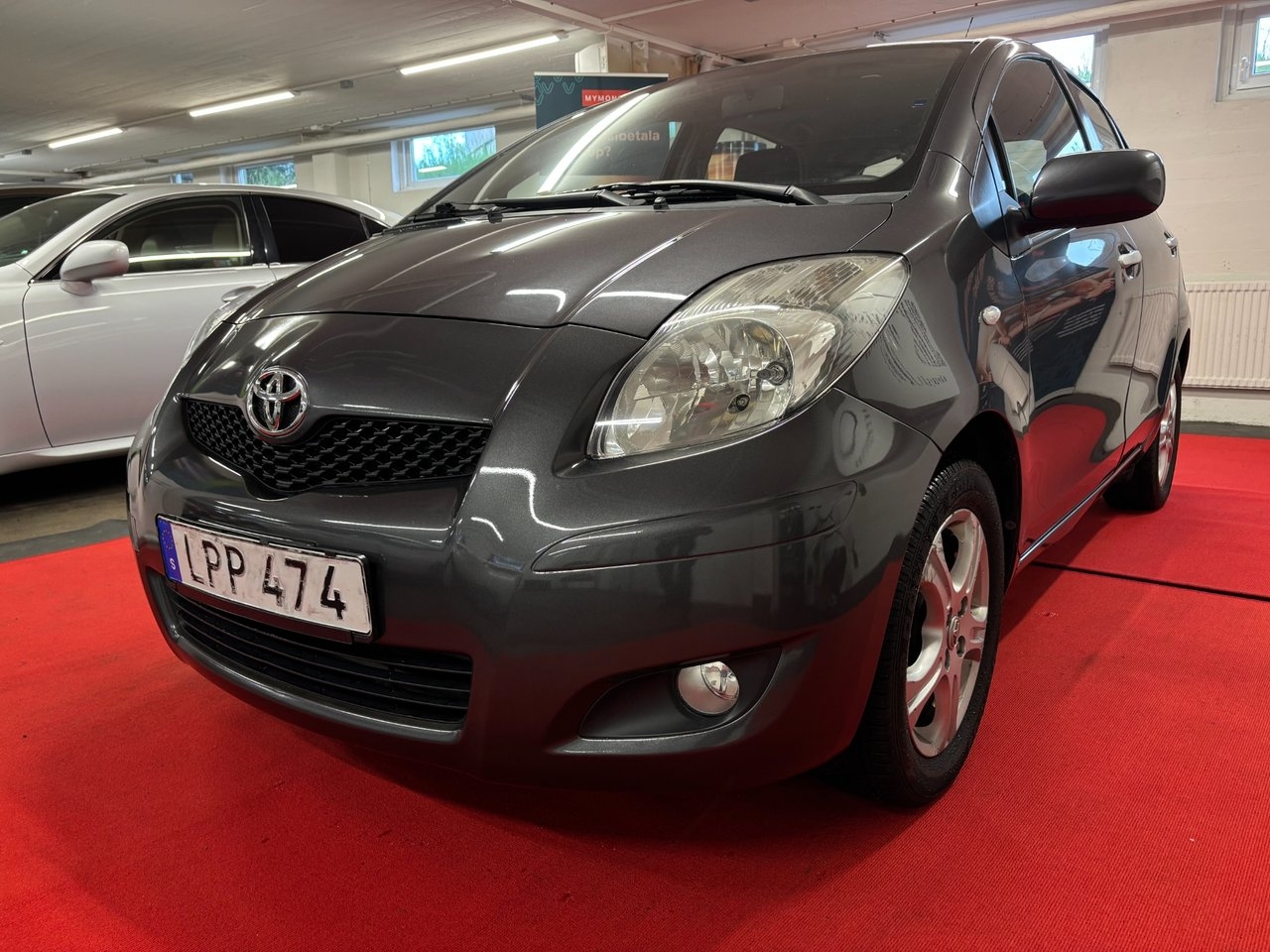 Toyota Yaris 2011, bild 3/10