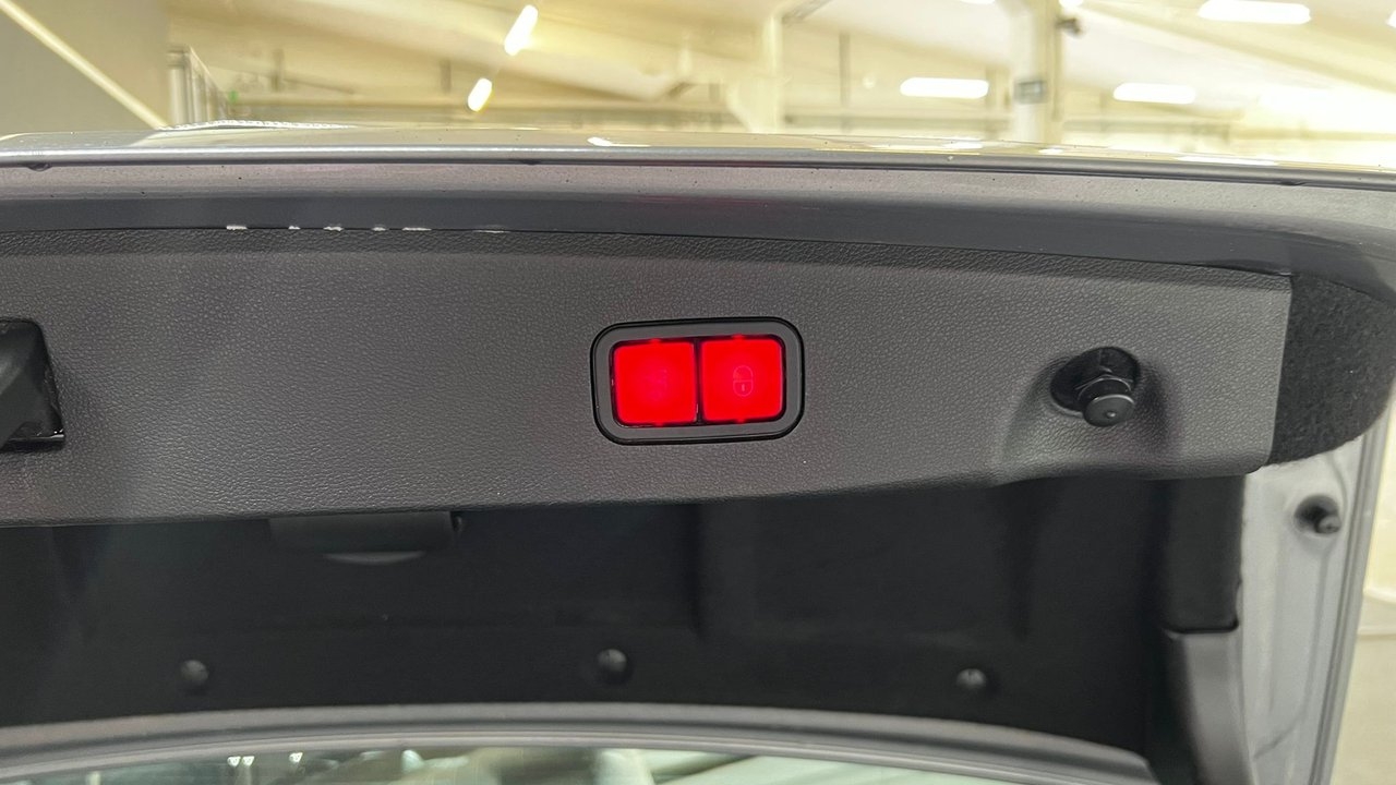 Mercedes-Benz E 2011, kuva 7/10