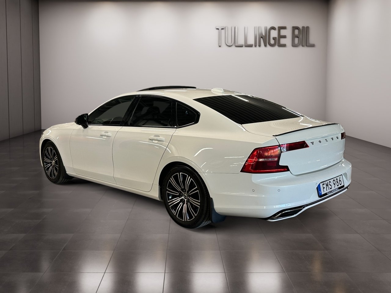 Volvo S90 D4 AWD 190HK R-Design Taklucka 2018, bild 3/19