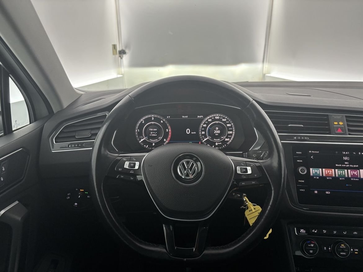 Volkswagen Tiguan 2018, bild 6/10