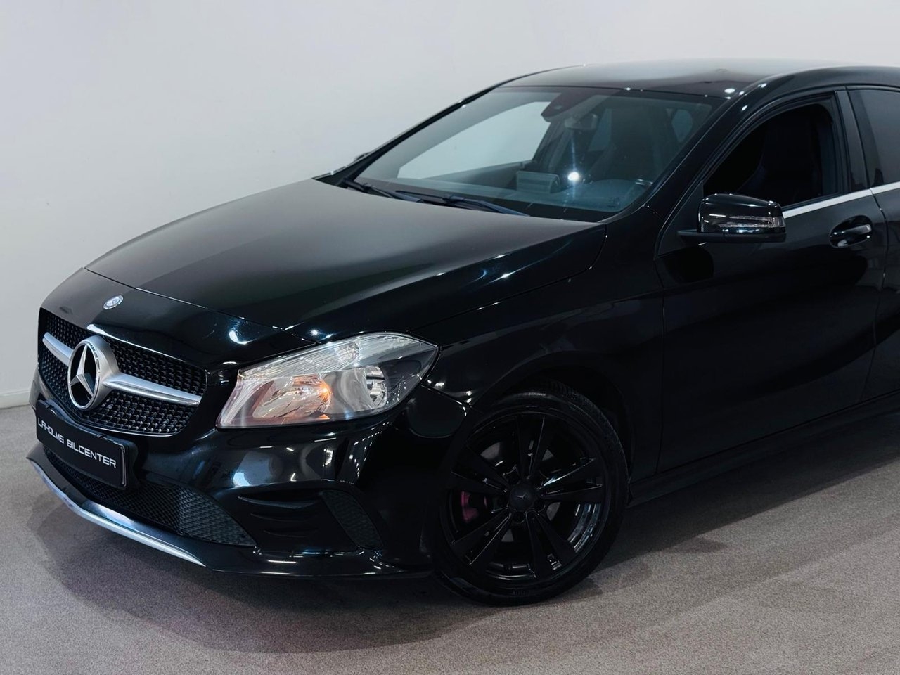 Mercedes-Benz A 2017, bild 2/10