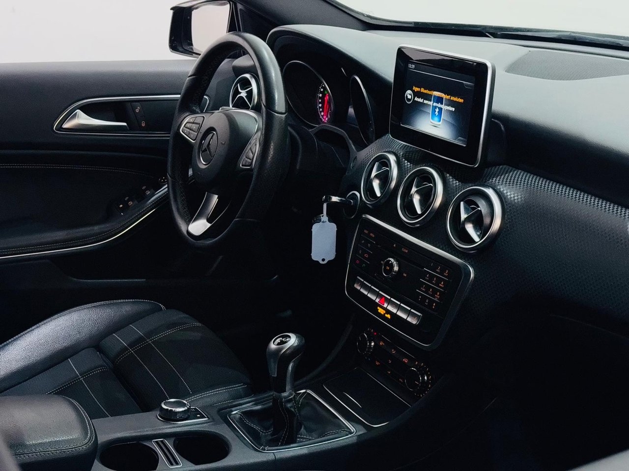 Mercedes-Benz A 2017, bild 4/10