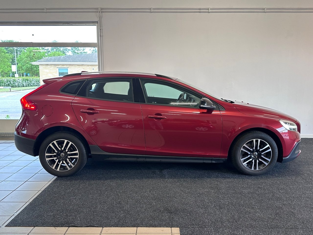 Volvo V40 Cross Country 2017, bild 6/10