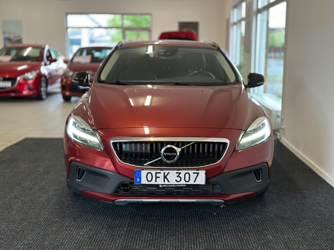 Volvo V40 Cross Country 2017, bild 2/10