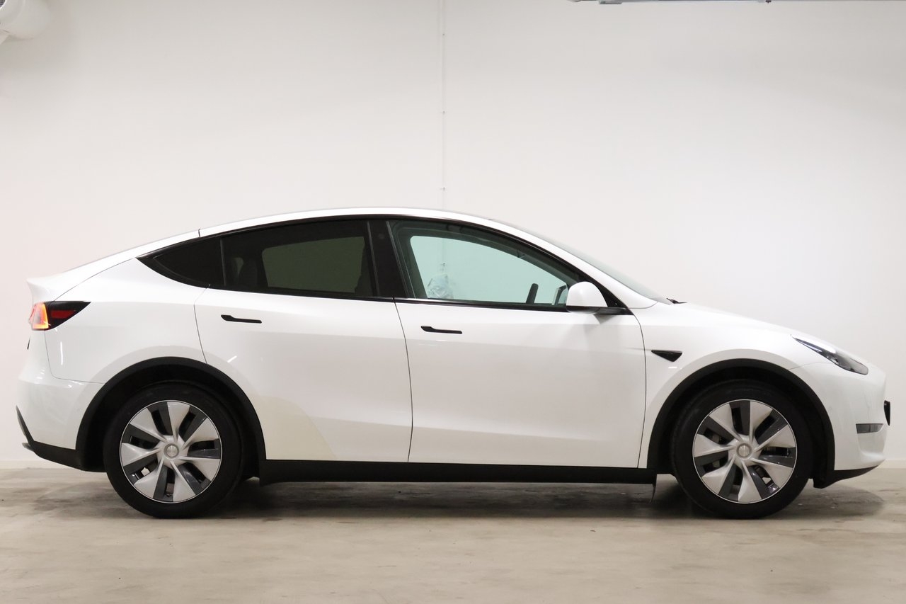 Tesla Model Y 2022, bild 4/10