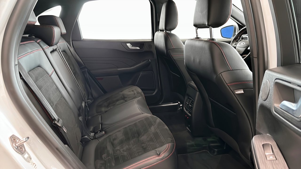 Ford Kuga ST-Line X Plug-In Hybrid 225hk 2022, bild 5/10