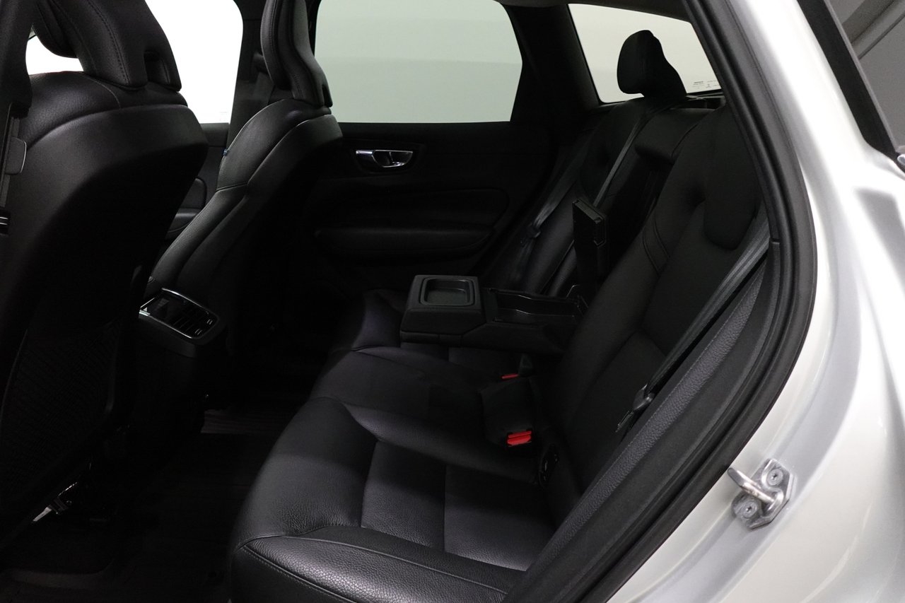 Volvo XC60 2021, bild 5/30