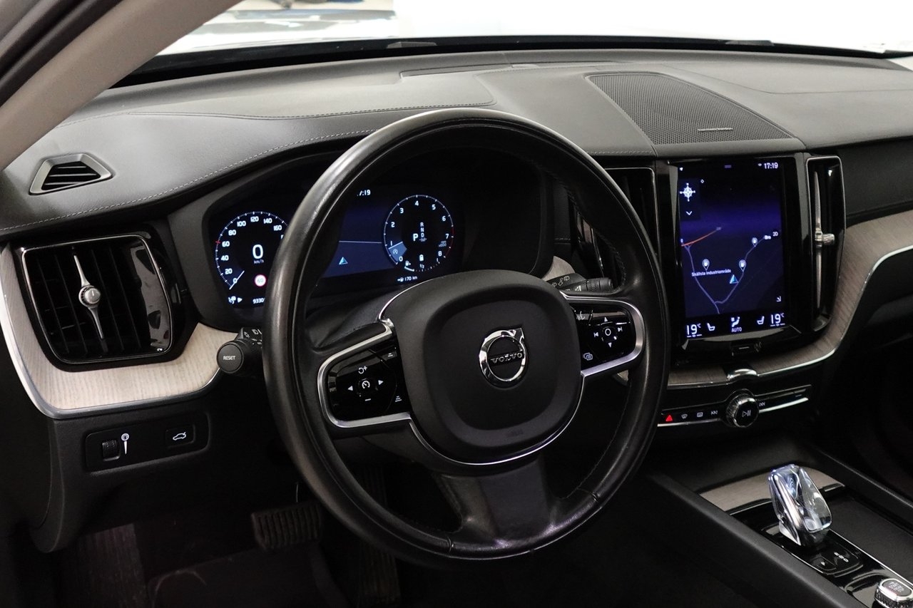 Volvo XC60 2021, bild 6/30