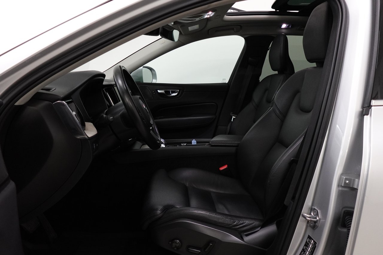 Volvo XC60 2021, bild 4/30