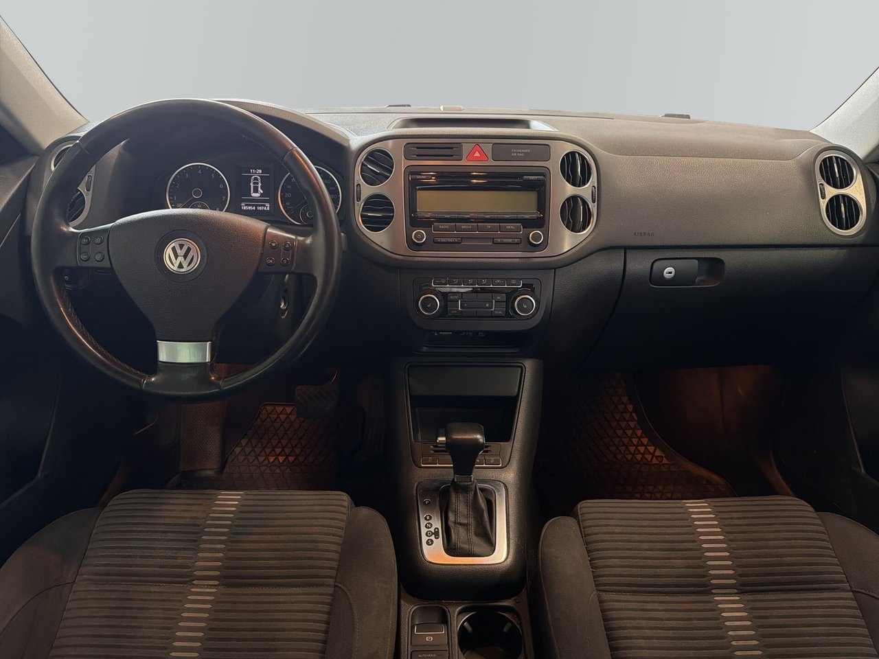 Volkswagen Tiguan 2010, bild 7/10