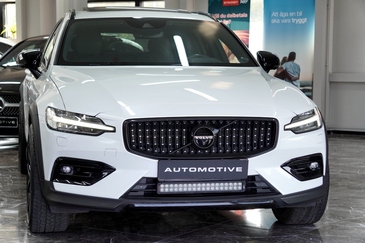 Volvo V60 Cross Country 2020, kuva 6/28