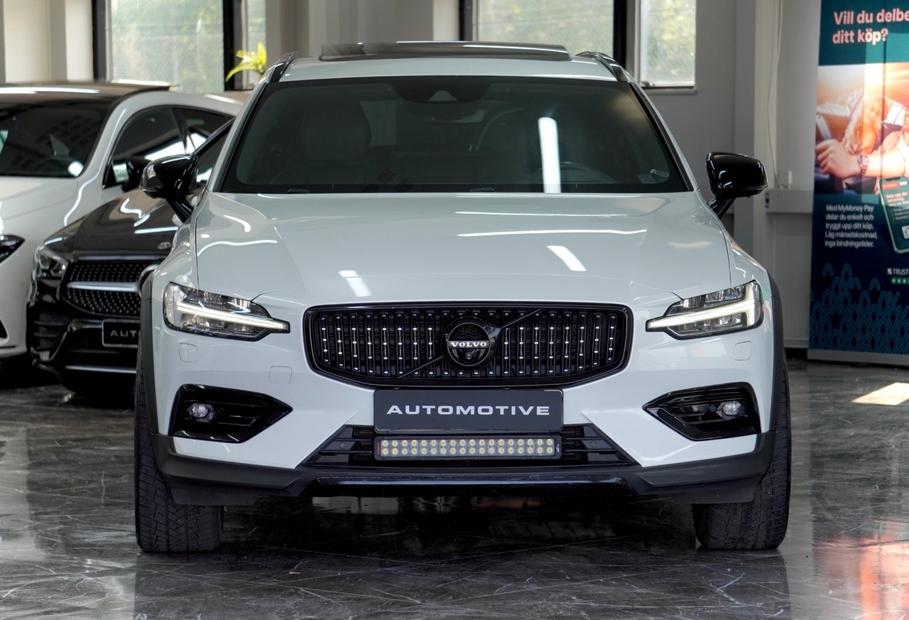 Volvo V60 Cross Country 2020, kuva 2/28