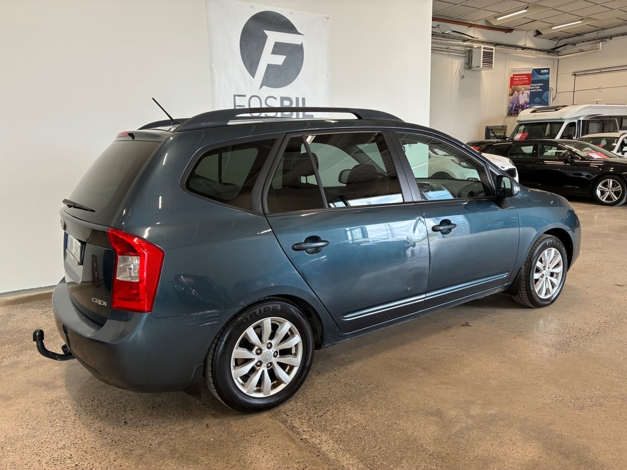 Kia Carens 2.0 CRDi GLS 7-Sits Drag SoV 2010, bild 4/19
