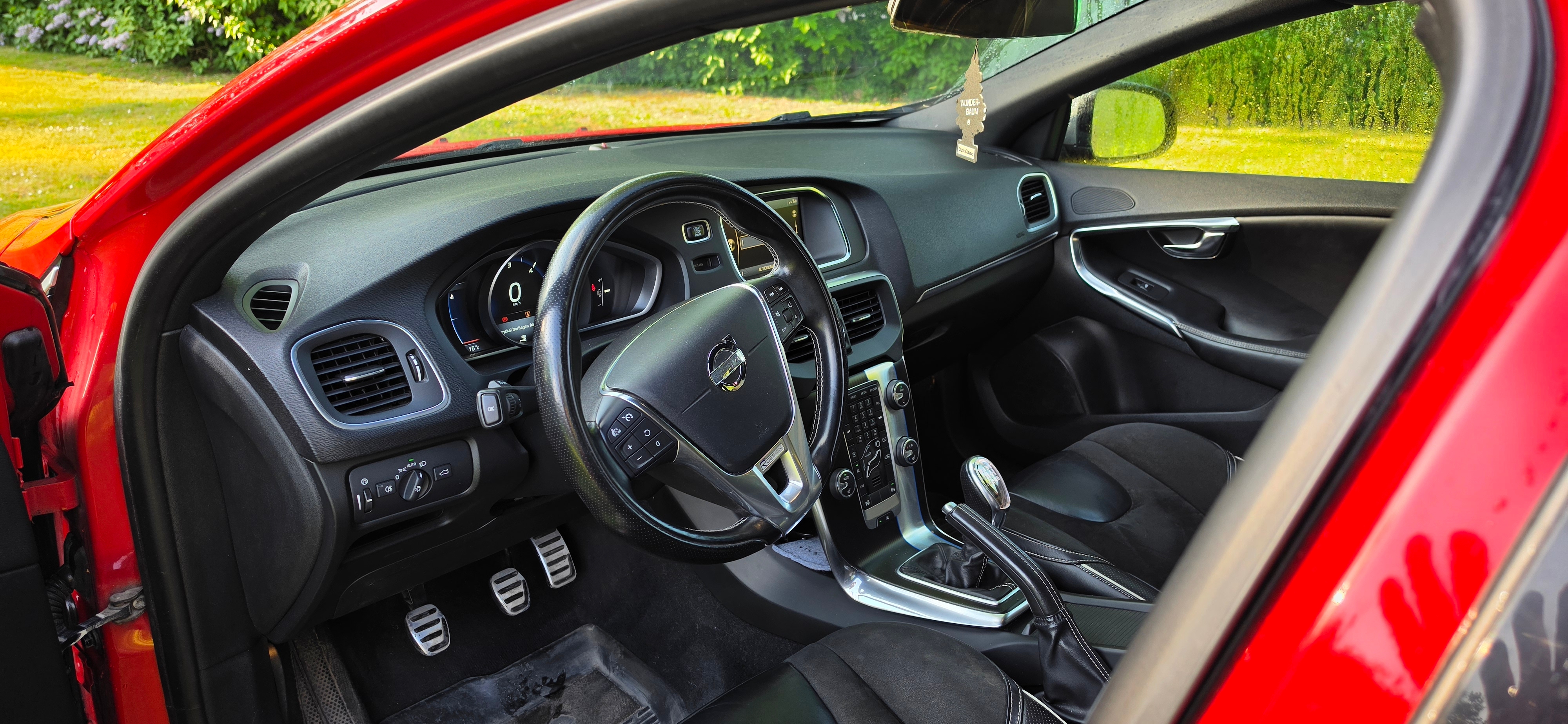 Volvo V40 R-Design D2 Manuell 2013, bild 7/10