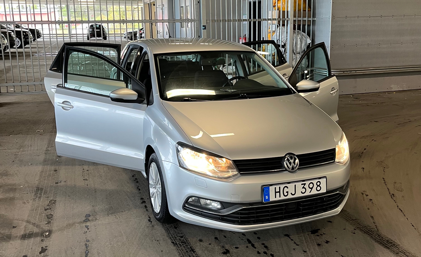 Volkswagen Polo 2015, bild 2/10